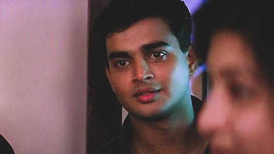 filmsandstuffs's tweet photo. any alaipayuthey fans!? ♥️ https://t.co/2faj01Jror