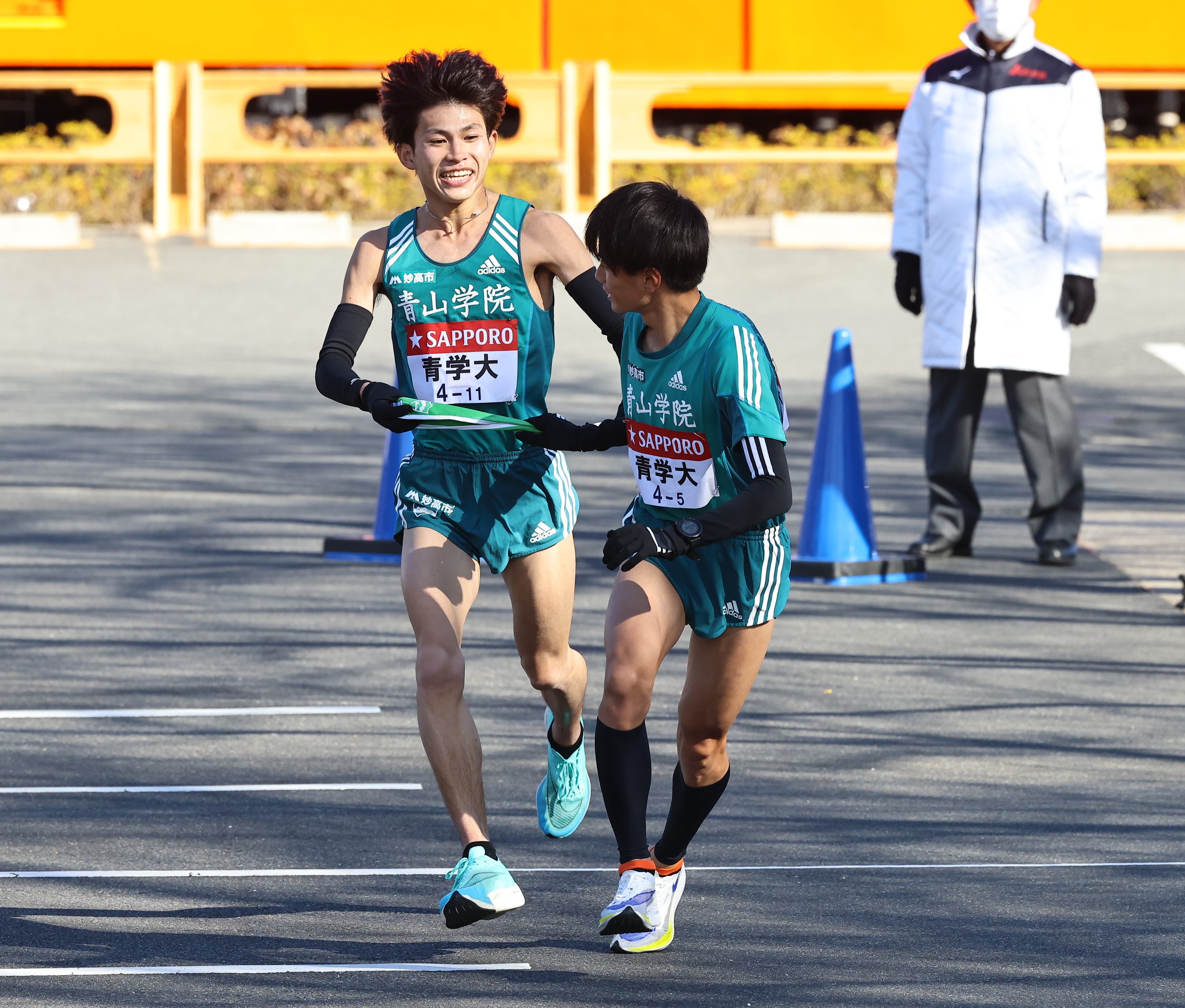 アディダス・青山学院大学・コラボ・箱根駅伝優勝記念Tシャツ