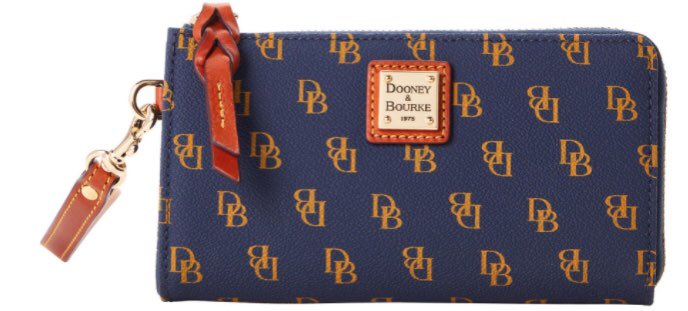 Nikaskw's tweet image. Dooney &amp;amp; Bourke Folded Zip Wristlet  #dooneyandbourke 

$100
One inside zip pocket. Two inside compartments. Three credit card slots. Detachable wrist strap. Zipper closure. Lined.