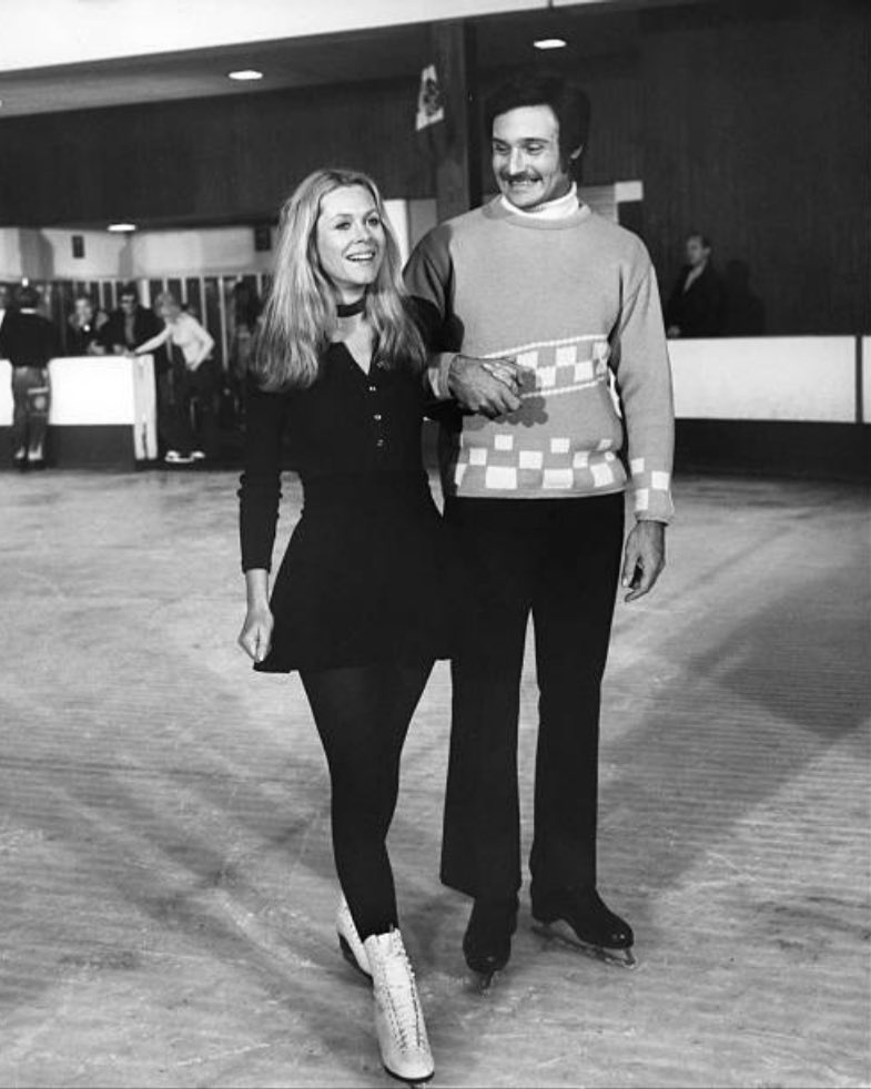 Elizabeth Montgomery and 1960 Olympic pair-skating gold-medalist Bob Paul on location while filming Season Eight’s “Samantha on Thin Ice” which aired 50 years ago tonight.

#Bewitched #Elizabethmontgomery #BobPaul #OlympicGoldMedalist  #Iceskating #BewitchedHistoryBook