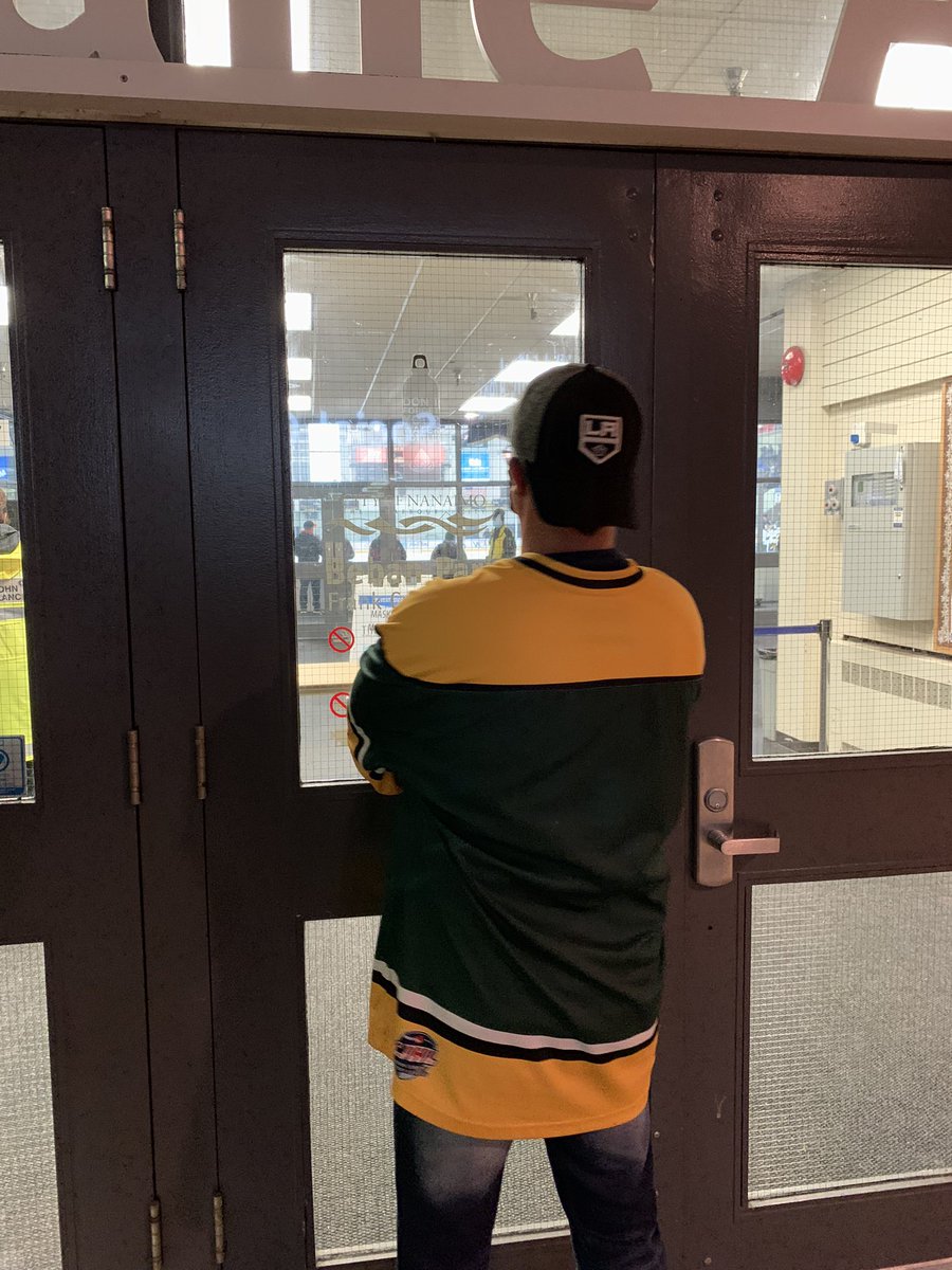 Not feeling the hospitality at Frank Crane Arena in Nanaimo tonight. Bought tickets in advance, we were delayed, rushed to get here in time to catch the last half of the third. No one is “available” to scan us in. Watching from outside. <a href="/BCHockeyLeague/">BCHL</a>