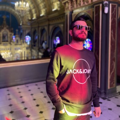 makemefamous34's tweet photo. #YeniProfilResmi 
Camus’un dediği gibi “And never have I felt so deeply
at one and the same time so detached from myself and so present in the world.” https://t.co/eyWqWgnGae