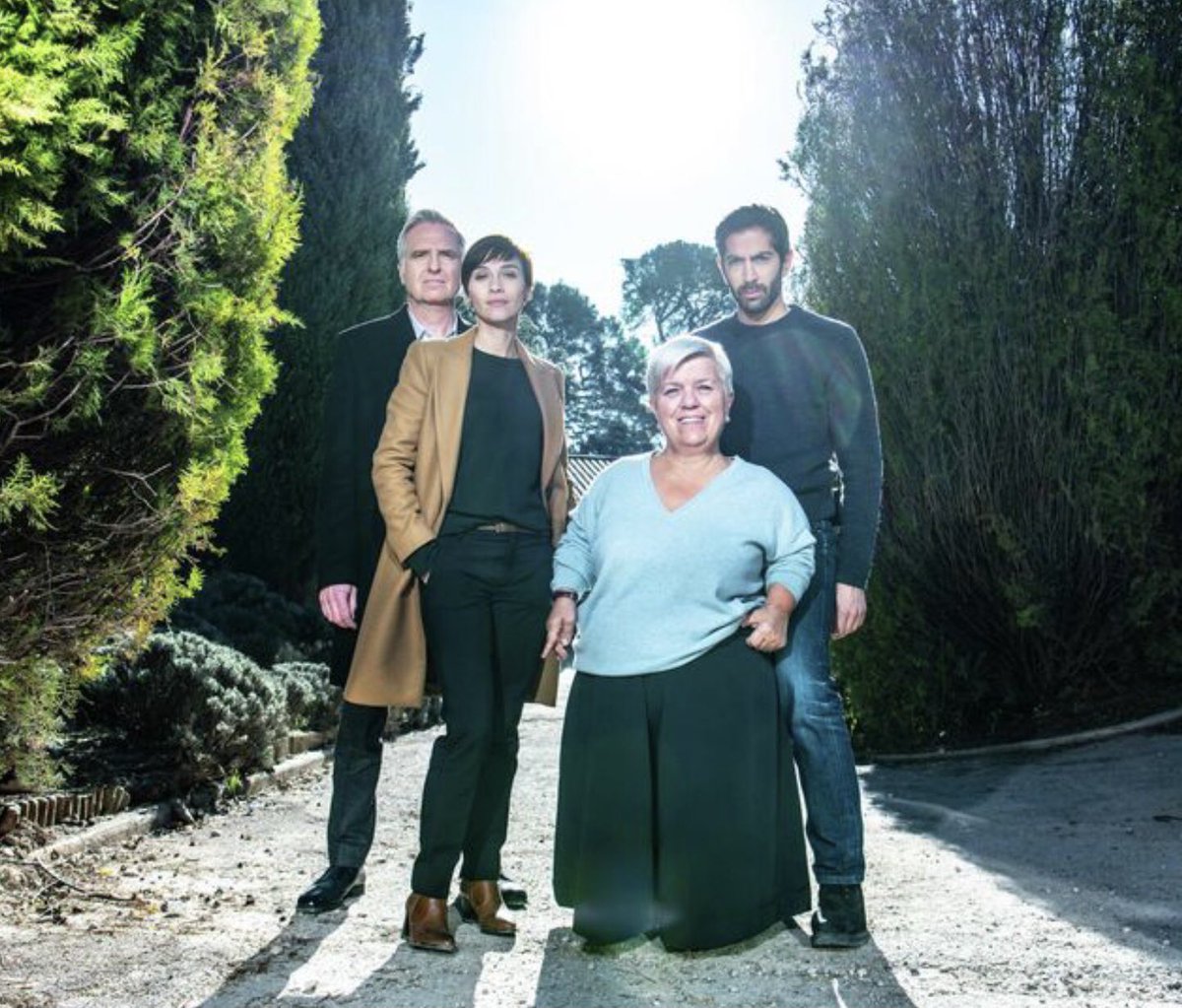 📺 « Le prix de la loyauté » est (re)diffusé ce soir dès 21h05 sur France 3❗️Bon week-end à toutes et à tous 🌦🖋☕️
(Photographie de Patrick Fouque)