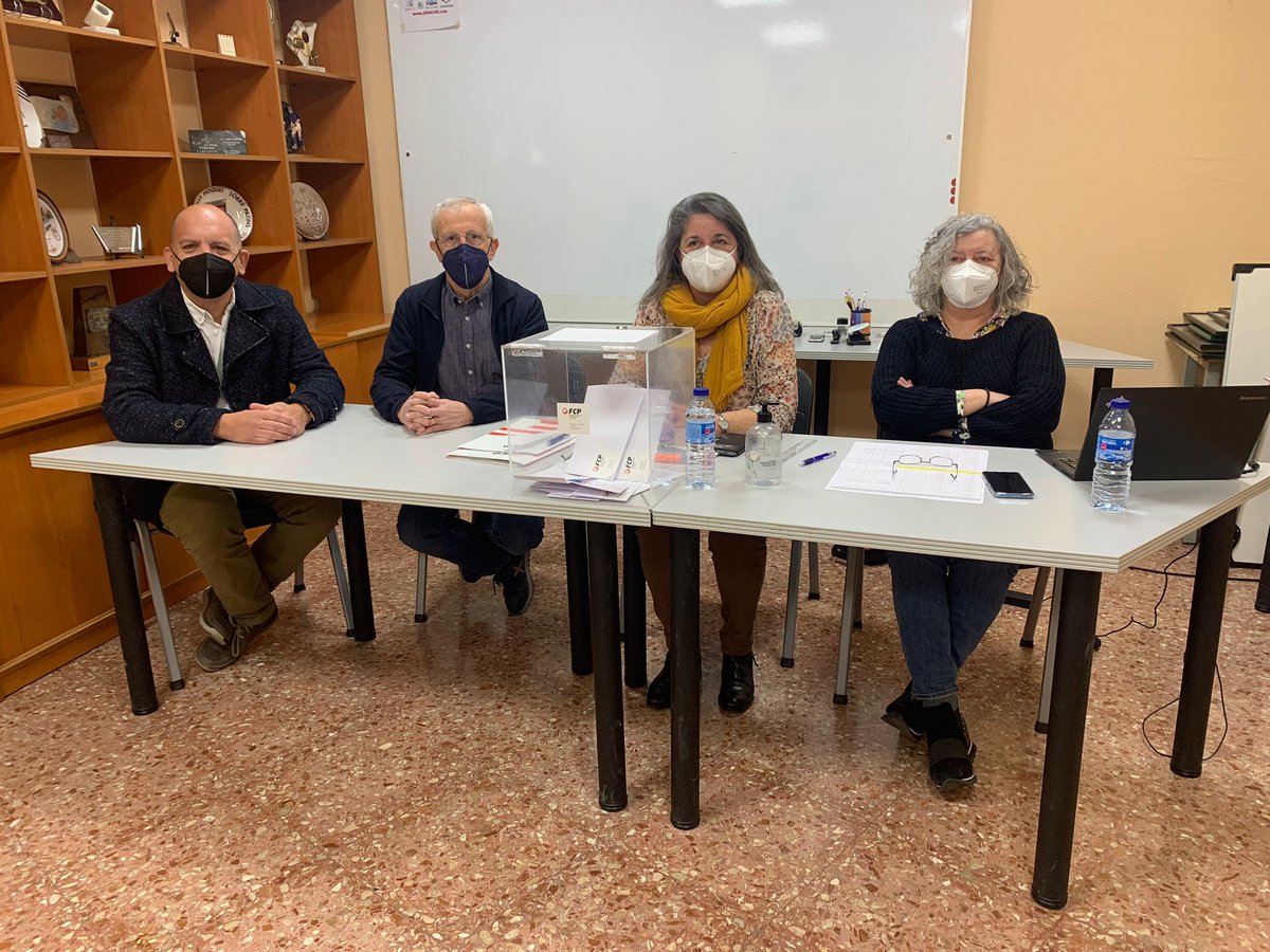 FCPatinatge's tweet photo. 🗳 La jornada electoral s'està desenvolupant amb normalitat a les quatre seus de votació.

⏰ Recordem que els clubs poden anar a votar fins a les 13:30h.

#EleccionsFCP https://t.co/4TjFkVvNBF