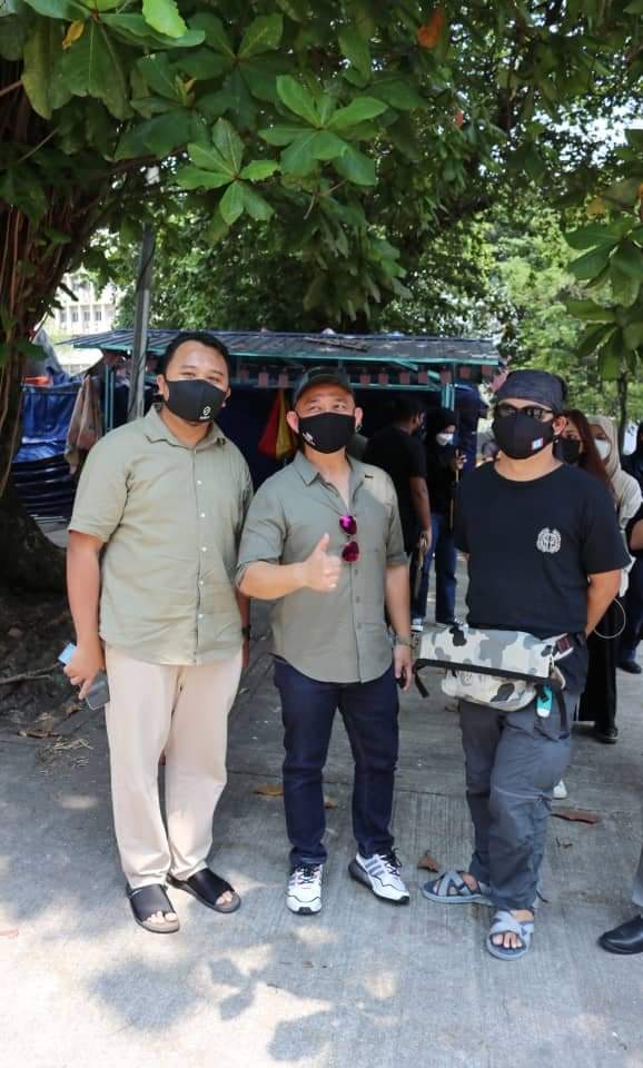 hirman74's tweet photo. Solidariti bersama DR @maszlee. Hentikan intimidasi, tolak korupsi. #IniNegaraKita #lawantetaplawan #prnjohor #johormemilih #RantingBTSG #ClubhouseKGK https://t.co/C73s2N1wRg