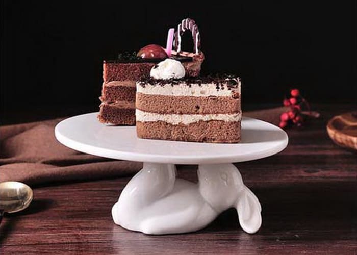 GiftsListin's tweet photo. #Gifts
Ceramic Plate Bunny Rabbit / Dessert Food Server Tray 
You can put cakes, fruits, etc. on it.
This is a great gift for Easter!
https://t.co/kP6Ehm9vrE https://t.co/bcav8QvHRA