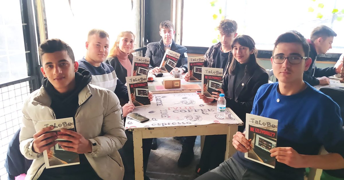 📌<a href="/Tlbeskisehir1/">TLB Eskişehir</a> TaLeBe dergimizin "Ne İzliyoruz?" sayısını tartıştı. 

🔍Ekranların dayattığı yozlaşmış ilişkileri, şatafatlı hayatları, israfları, özendirilen toplumdan uzak karakterleri derinlemesine inceledi. 

⚔️Eskişehir, yeni nesil savaşa karşı kılıçlarını çekti.