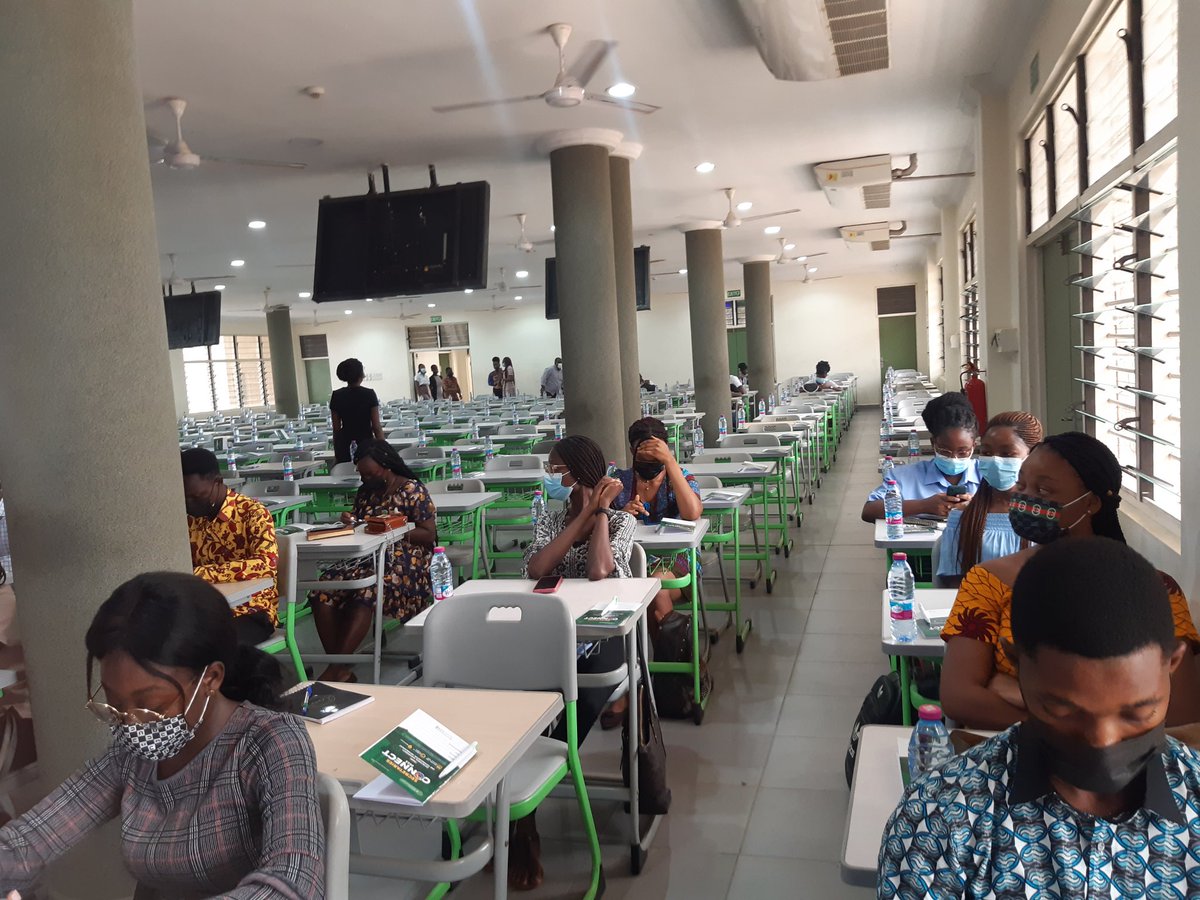 watsuptek's tweet photo. Secretaries Connect🔊
Ongoing at the moment is the  Informal section as the host interacts with the various secretaries present. 

#SecretariesConnect 
#WatsuptekReport https://t.co/G1NG1xQfiN