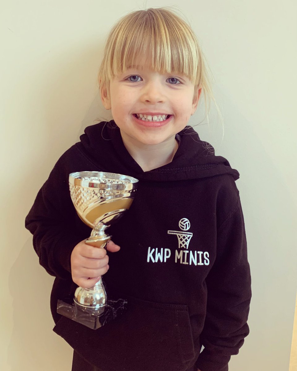 Fphillips_80's tweet photo. Trainer of the week @Kwpminis 🏐🖤🤍 @baronzola https://t.co/IcvovZUF8t
