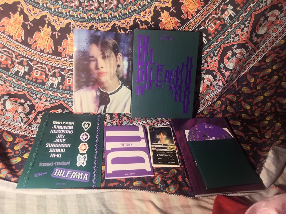 rielbnscart2's tweet photo. wts/lfb ph
📌-Dimension Dilema
       -scylla ver
💸 -P280
- PAYO (24hrs) / 2 days reservations 
- Prio payo 
- onhand &amp; ready to ship
loc: Taguig 

🏷 wts lfb wtb lfs enhypen unsealed album https://t.co/UmKwnrEjdi
