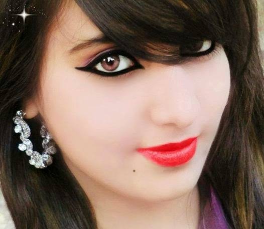 ..دعييني أترجم لكي قصائد عشقي بكل اللغات..أدونها في كل الاساطير والحكايات.. حبيبتي..من عينيكي بدأت ثوره حروفي وسطرت روايه عشق بلا اكاذيب أو خرافات..وعلي دقات قلبي غفي حنيني وبات في حبك.. فدعيني اريكي عشقي بكل اللغات