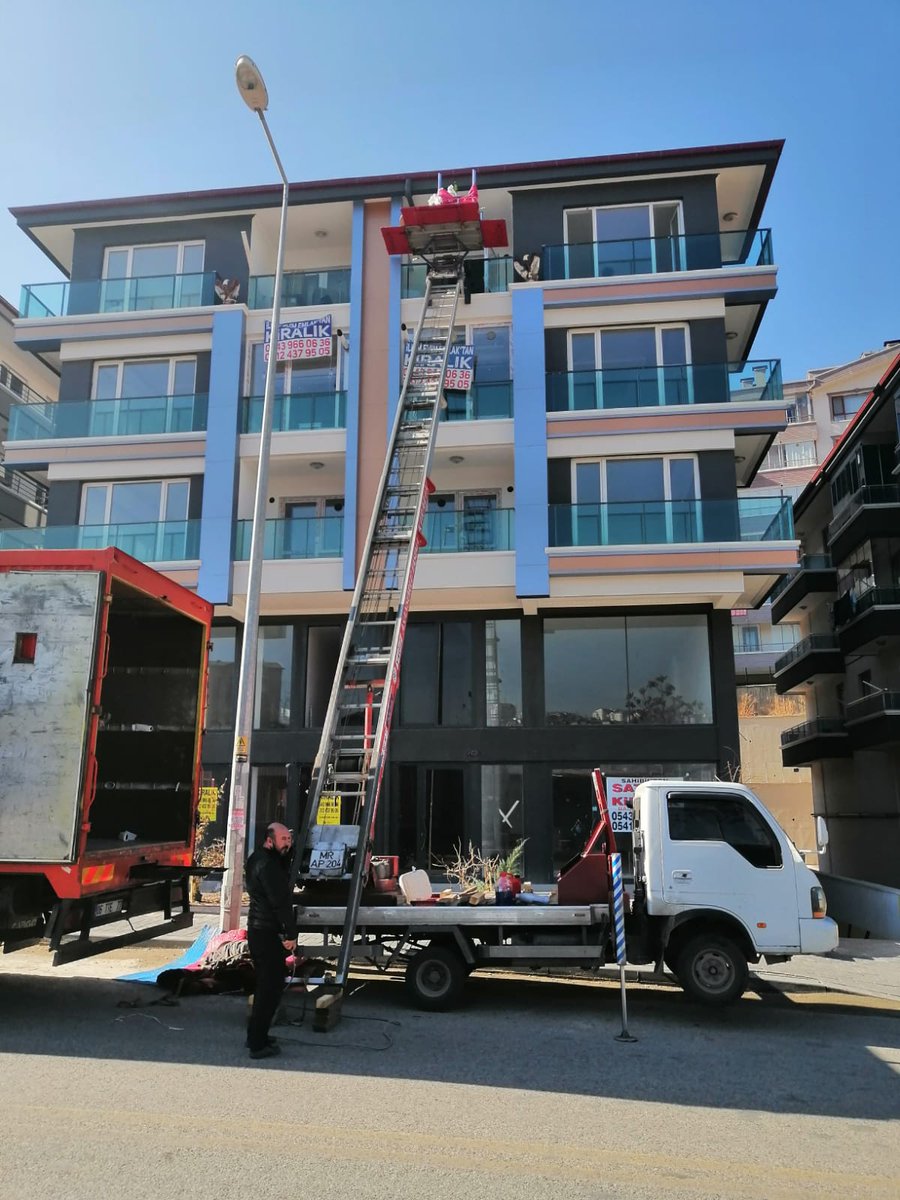 Keçiören evden eve nakliyat olarak gerçekleştirdiği nakliyat hizmetlerinde her zaman için hizmet kalite kriterlerini ön planda sizler için tutmaktadır.