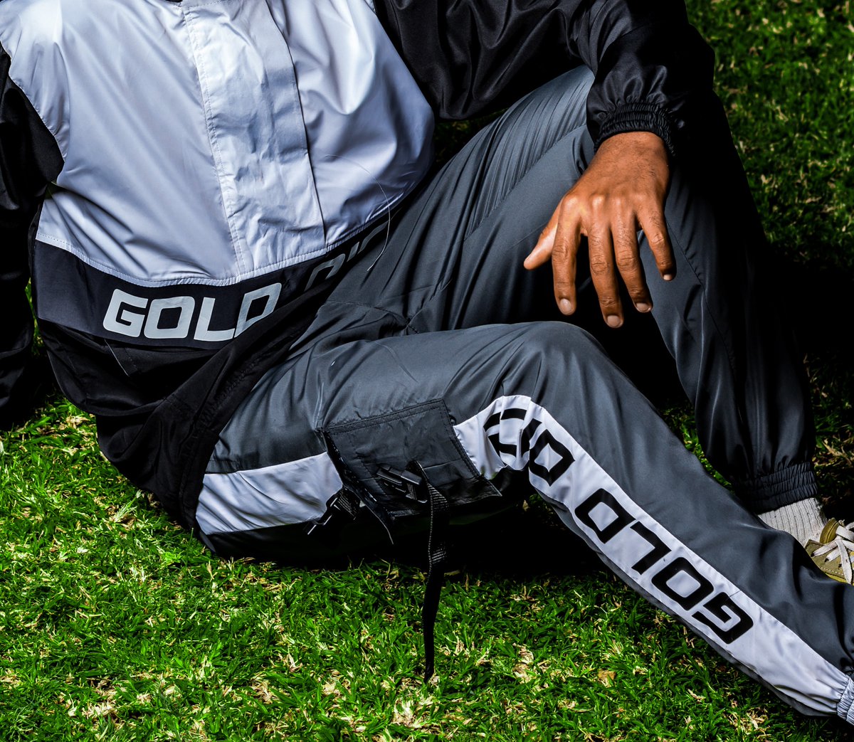 Golddicestore's tweet photo. Gold Dice Cargo wear 🌍❤️🙏🏼🚀🔥

Price list : 
👕 - P450 
👖 - P330 

Contact us : 

📲 74539472 /72355084 (WhatsApp)
 
📸 - Adroit Productions
📍 - Engen Thamaga https://t.co/cg8OzNMQwK
