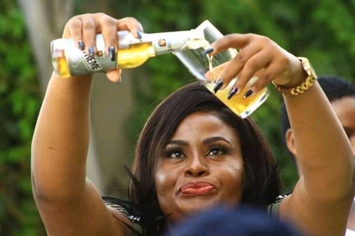 <a href="/Aayodunni/">Ayodunni</a> July people let's get there in this tweet