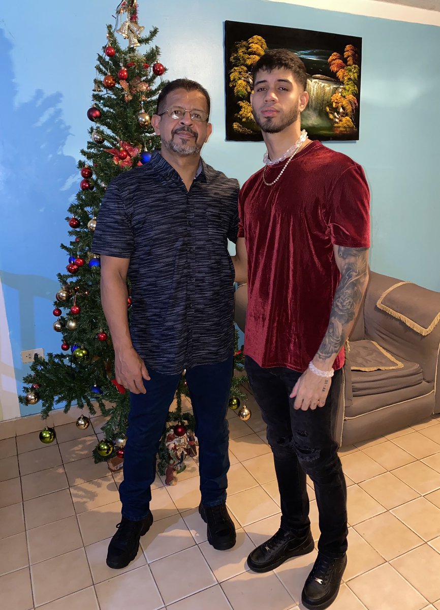 DimeloJovan's tweet image. Una de dic 2021