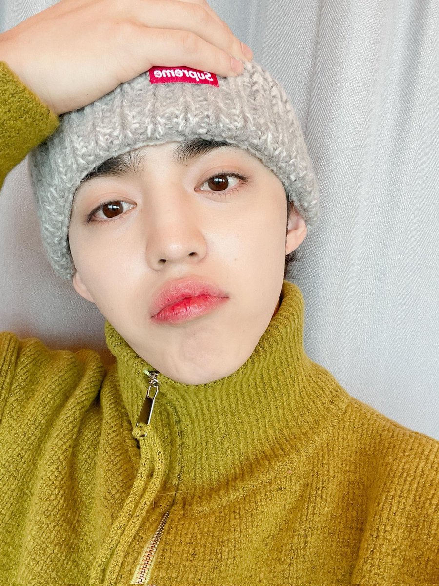 allurement_COUP's tweet photo. 아도랏다 승철아 설날선물 한번 거대하다 https://t.co/5oHSvdEdEi