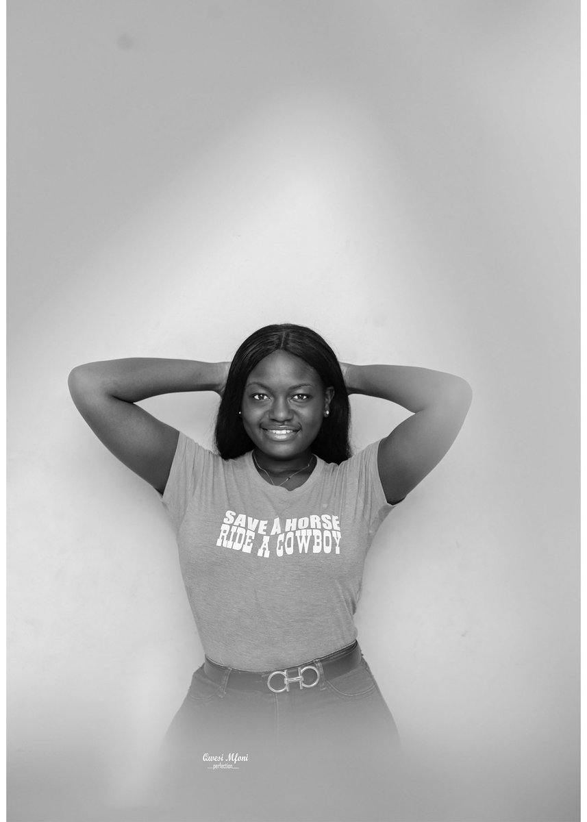 ms_nadjel's tweet photo. As I turn a year older today, I am most thankful for the people around me and the gift of being alive. I am not holding back any joy today. I will love every minute of today and laugh as much as possible because it is my day. A Heartfelt Birthday to me🎂❤️🎊 https://t.co/GI7OVFCMMl
