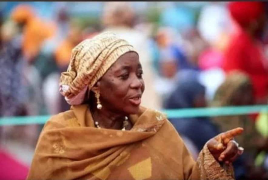 SenNigerNorth's tweet photo. Niger State Governor and Chairman North Central States Governors'Forum (NCSGF), Abubakar Sani Bello has paid glowing tribute to one of the state's most remarkable educationist, Hajiya Jummai M. Agwai, who died on Friday, January 28, at the age of 72. https://t.co/9ehmmNHKEt