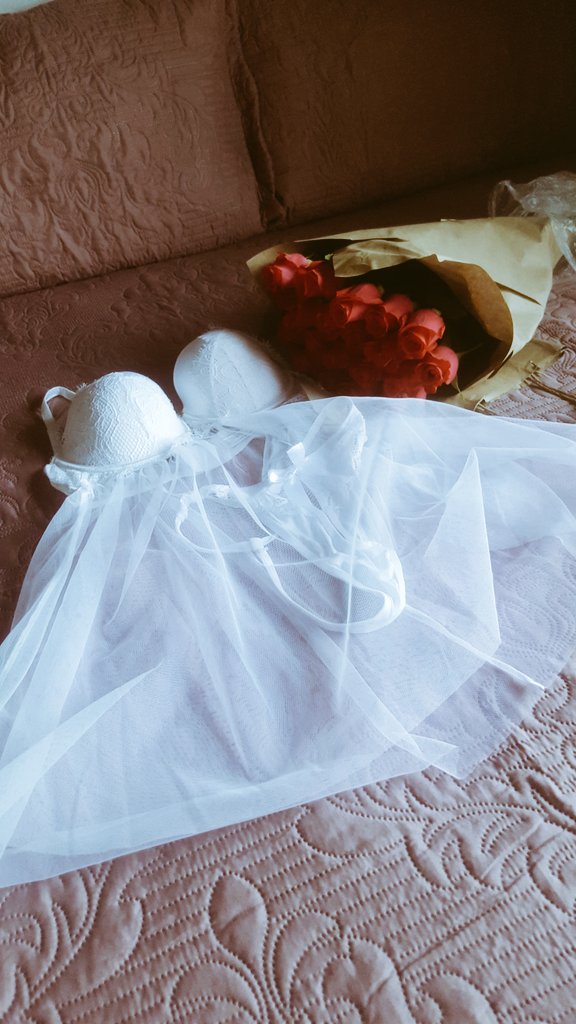 zandithebaker's tweet photo. It's a date ❤ https://t.co/My605OyZ49