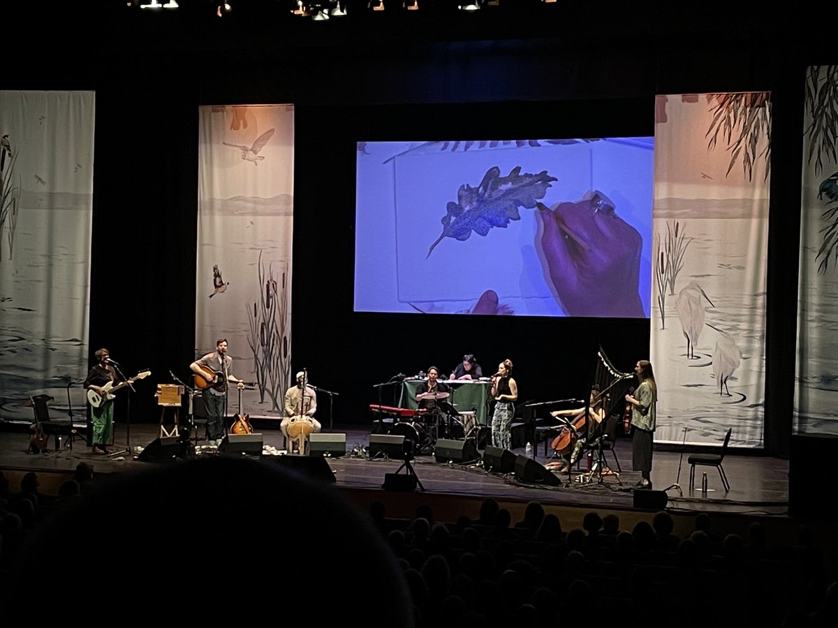 Just a brilliant night at Perth Concert Hall. Pure pleasure <a href="/IAMKP/">Karine Polwart</a> <a href="/KrisDrever/">Kris Drever</a> <a href="/seckoukeita/">Seckou Keita</a> <a href="/BethanyPorter1/">Beth Porter</a> <a href="/juliefowlis/">Julie Fowlis</a> @rachel_newton_ <a href="/jimmolyneux/">jim molyneux</a> @JackieMorrisArt too many high spots to list them all👏👏👏