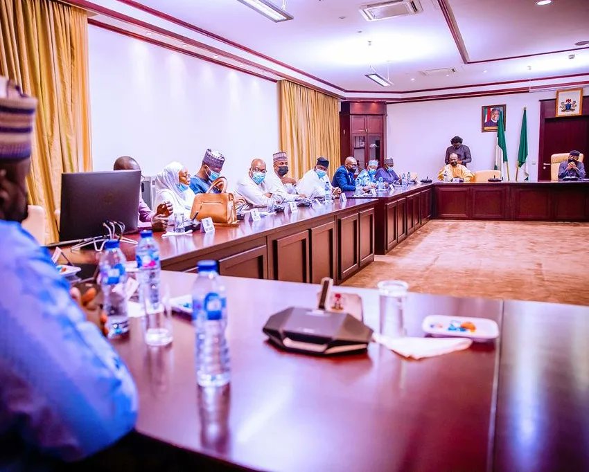 ameen_amshi's tweet photo. Vice President Yemi Osinbajo SAN receives in audience Members of the APC Professionals at the Statehouse, Abuja. 28th Jan, 2022 I also notified him of My intention to run for The office of the National youth leader of our great party the Apc https://t.co/JwgejmzPOi