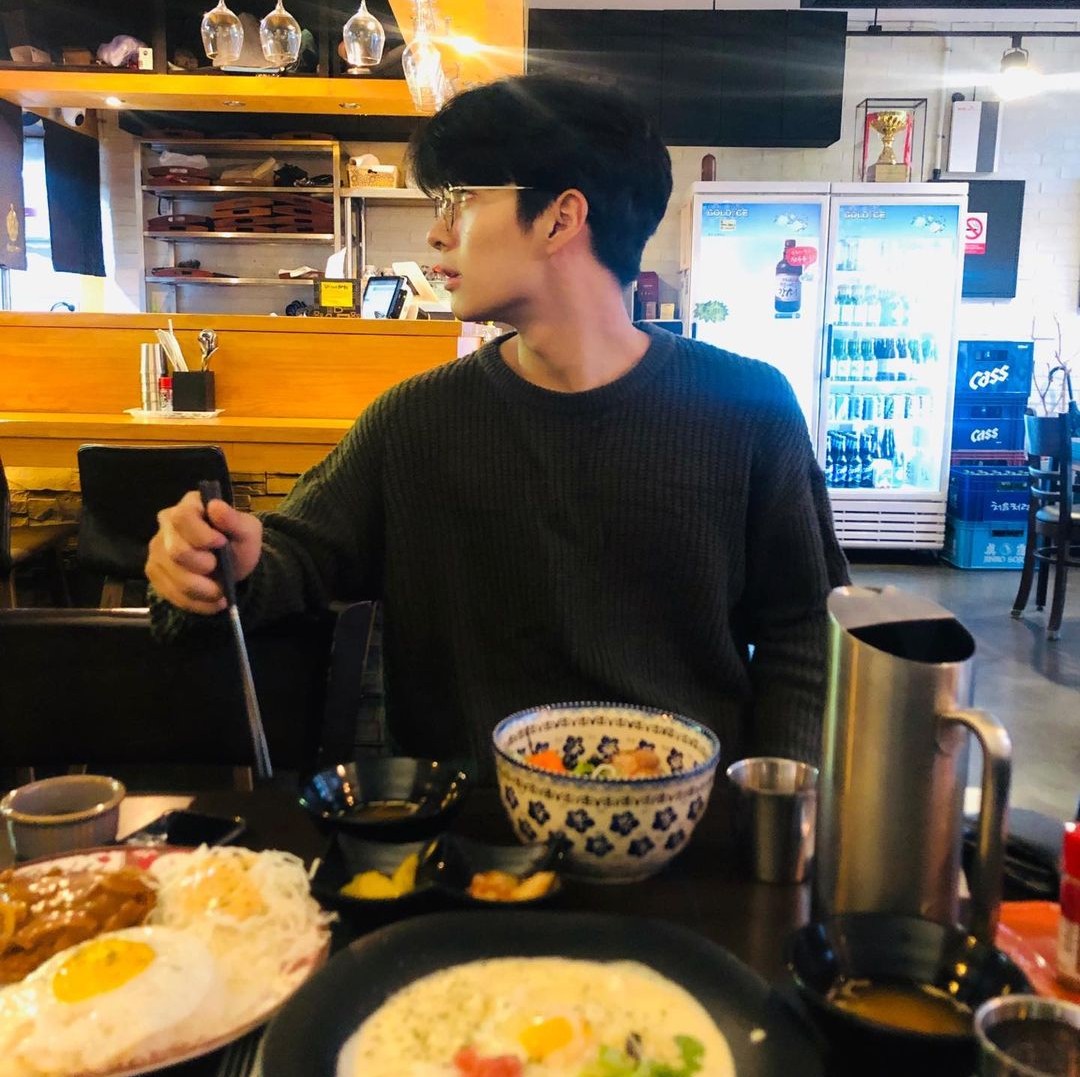 laoyxx_'s tweet photo. park solomon, yoon chanyoung, and son sangyeon boyfriend vibes #AllOfUsAreDead https://t.co/4sri1MUwA7
