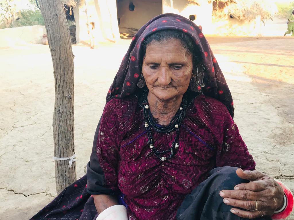 هبو رٻارڻ پارڪر  جي جسم تي ٺهيل ٽيٽوز