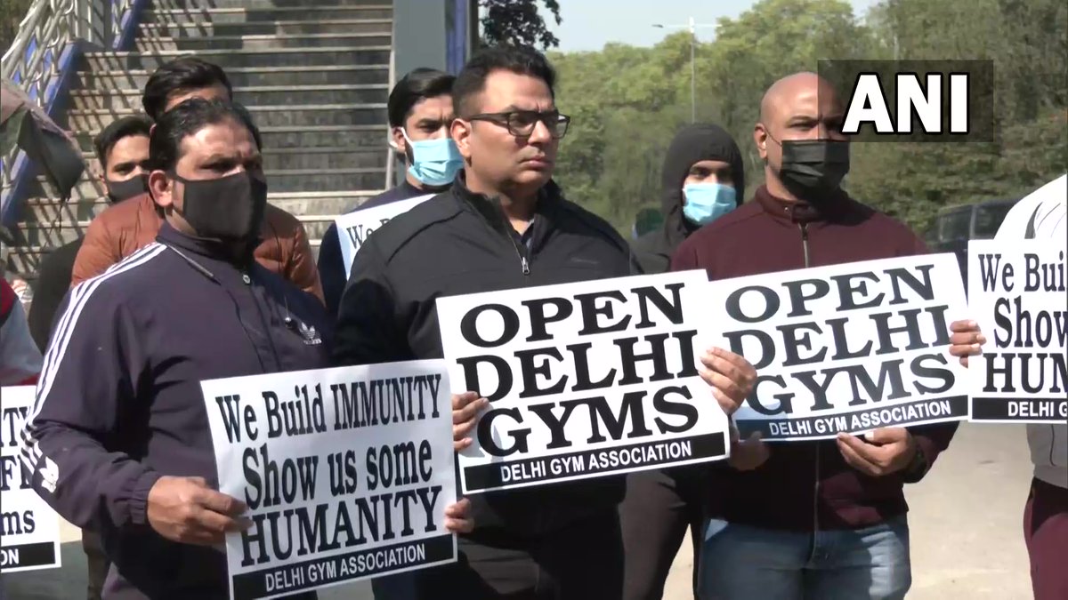 ANI's tweet photo. Delhi Gym Association members protest against Delhi govt demanding reopening of gyms that are closed in the national capital as part of COVID containment plan  

"Everything has been opened but only gyms are closed; have expenses to pay but no source of income," says a protestor https://t.co/ML1BfJzuY0