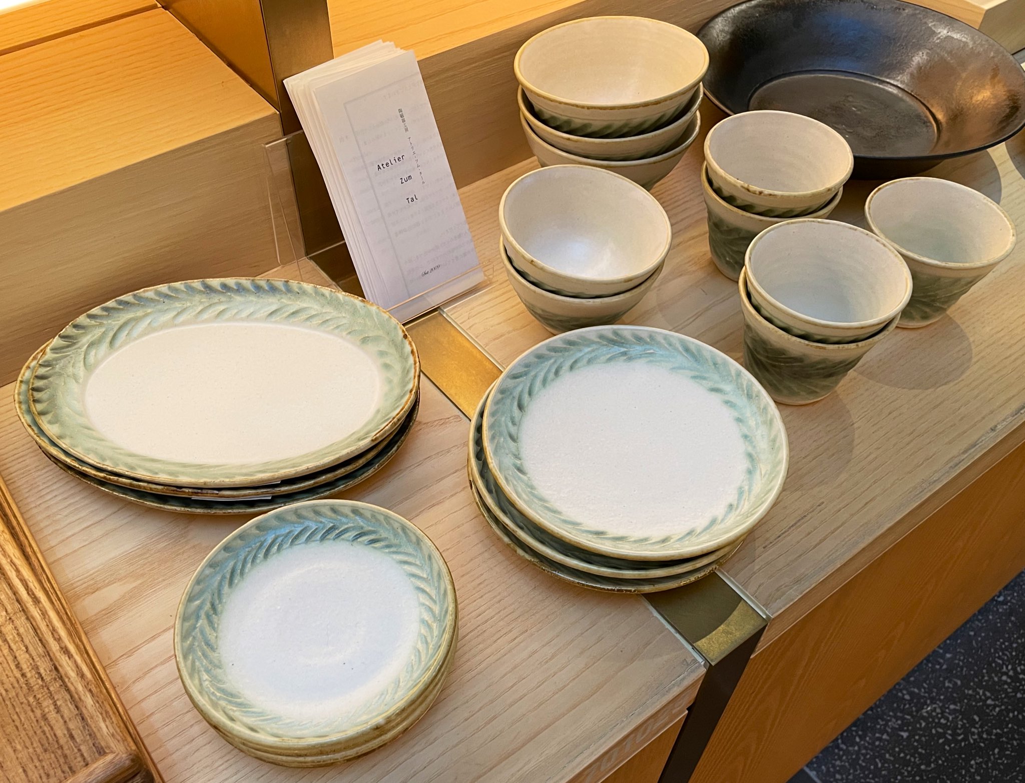 中国陶磁器 | 古染付六角形花鳥文壺 明末 17C | Gallery陽々
