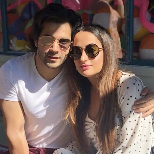 Suruki_vinnie's tweet photo. How Fast The Night Changes?🥺🤧💖

#VarunDhawan #NatashaDalal https://t.co/2k9QEZzpNN