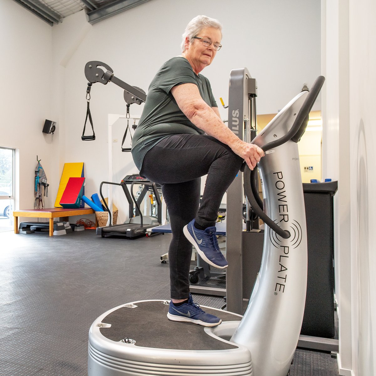 powerplate's tweet photo. Did you know whole-body vibration can help active agers improve their strength, posture, AND flexibility?
More Power Plate science ➡️ link in bio!
.
.
#GetOnPowerPlate #PowerPlate #backontheMove #vibrationplate #fitnessequipment #activeaging https://t.co/DByRBzbbfM