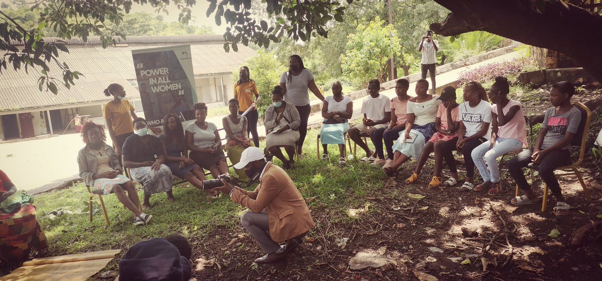 womandlaorg's tweet image. #PasipeMuti talks are ongoing as we have a conversation around #choice and #consent.
Issues of Gender Based Violence, Parent to child Communication and Sexuality Education.
#womensupportingwomen
#WoMandla
@ZBCNewsonline
@ImpactStoriesZw
@Allthingzfemale