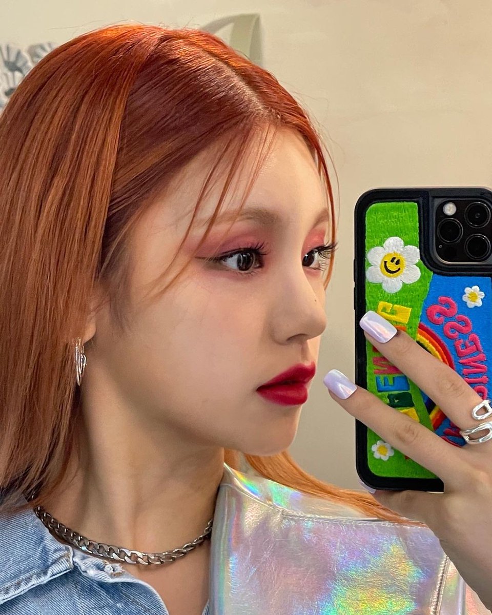 itzy_stagram's tweet photo. Maybelline New York💄💋

#ITZY #있지 #MIDZY #믿지 #CRAZYINLOVE #LOCO
#ITZYComeback #예지 #Yeji https://t.co/kC40FO1bNM