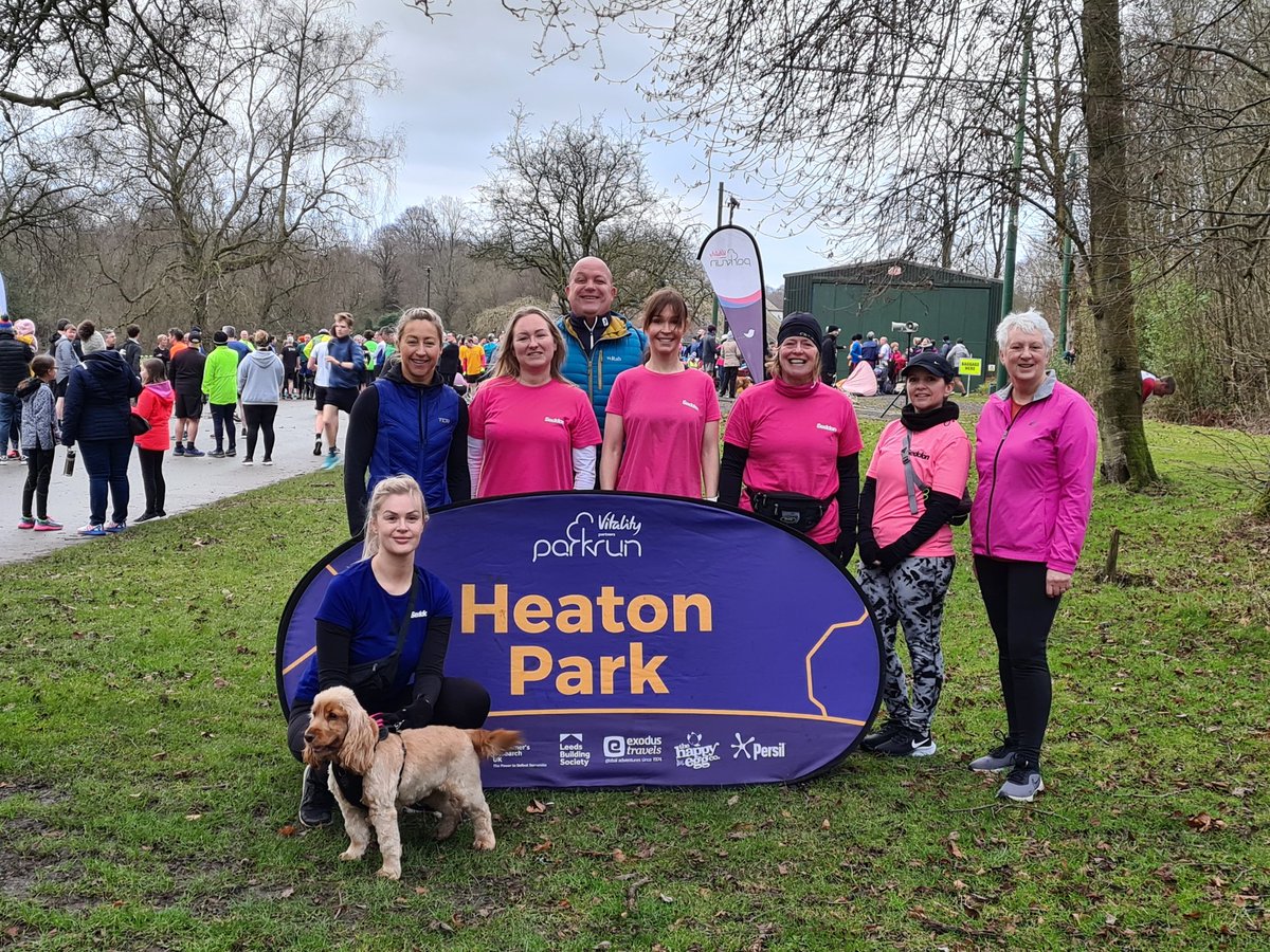 echodkinson's tweet image. Supporting some of the @yourseddon team at the Heaton Park parkrun this morning as they cross another run of the 125km #Seddon125 challenge @thinlizzyohara @Vanessa_Brlw