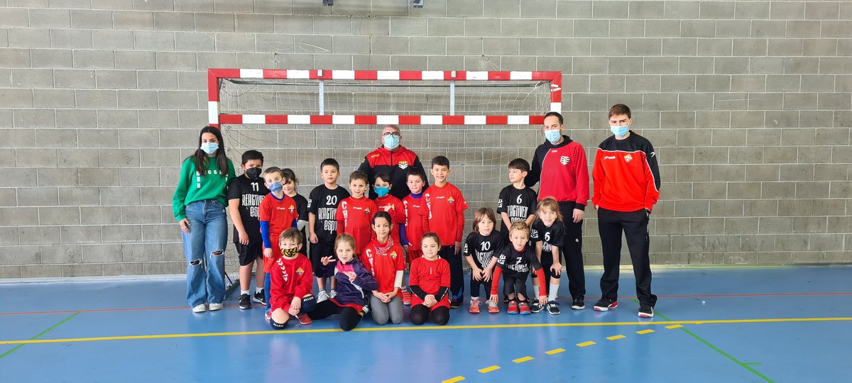 Handbol Cooperativa (@hcsantboi) on Twitter photo 🤾♀️🤾♂️🤾♀️🤾♂️🤾♀️🤾♂️🤾♀️🤾♂️🤾♀️🤾♂️🤾♀️
🏆Resultado: 👍
PreBenjami Taronja: 9
<a href="/Clubhandbolgava/">Club Handbol Gavà</a>: 7
<a href="/J0nathangarcia/">Jonathan García</a>
<a href="/Peyas_5/">Borja Rodríguez</a>
<a href="/AjSantBoi/">Ajuntament Sant Boi</a>
<a href="/cebllob/">Consell Esportiu del Baix Llobregat</a>
#HCSB #VamosCoope
⚫🔴⚫🔴⚫🔴⚫🔴⚫🔴 🤾♀️🤾♂️🤾♀️🤾♂️🤾♀️🤾♂️🤾♀️🤾♂️🤾♀️🤾♂️🤾♀️
🏆Resultado: 👍
PreBenjami Taronja: 9
<a href="/Clubhandbolgava/">Club Handbol Gavà</a>: 7
<a href="/J0nathangarcia/">Jonathan García</a>
<a href="/Peyas_5/">Borja Rodríguez</a>
<a href="/AjSantBoi/">Ajuntament Sant Boi</a>
<a href="/cebllob/">Consell Esportiu del Baix Llobregat</a>
#HCSB #VamosCoope
⚫🔴⚫🔴⚫🔴⚫🔴⚫🔴