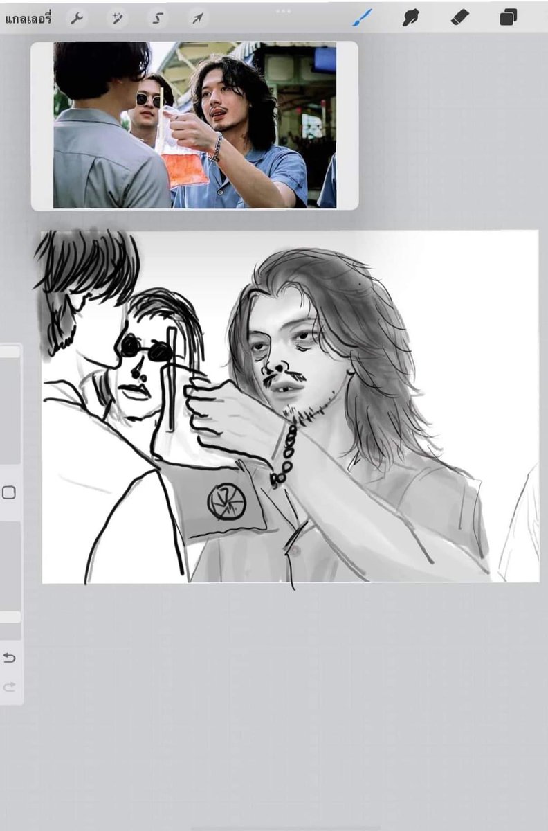 รู้สึกแย่มาก คือเราโพสงานไปในกลุ่มเฟสแล้วมีคนบันทึกรูปเราไปวาดทับล้อเลียน เราเสียใจมาก ยังไม่พอ ยังมีคนที่กดหัวเราะในคอมเม้นนั้นอีก แล้วเขาไม่ใช่เด็กแล้ว เศร้ามากๆเลย เสียใจ