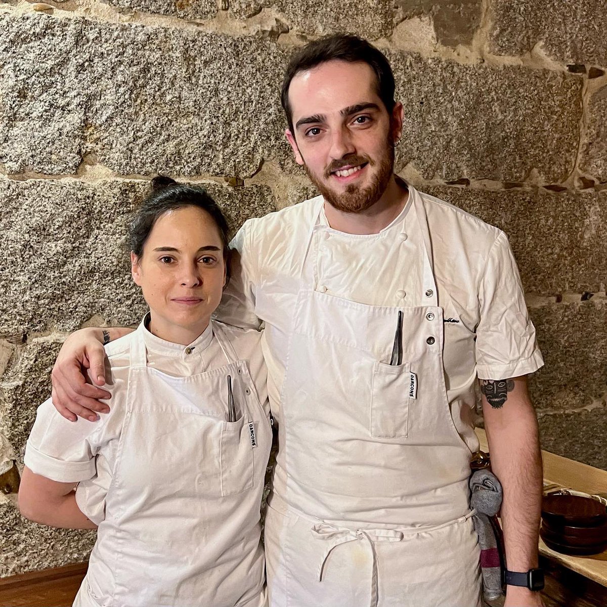 JCCapel's tweet photo. Restaurante #ceibe, la atrevida e interesante apuesta de Lydia Del Olmo y Xosé Magalhaes. Tres únicos menús que renuevan a diario. Rigurosa cocina de mercado. Cocina joven y prometedora en  Ourense. https://t.co/Ht0u4AEp5i https://t.co/18krGA5nq7