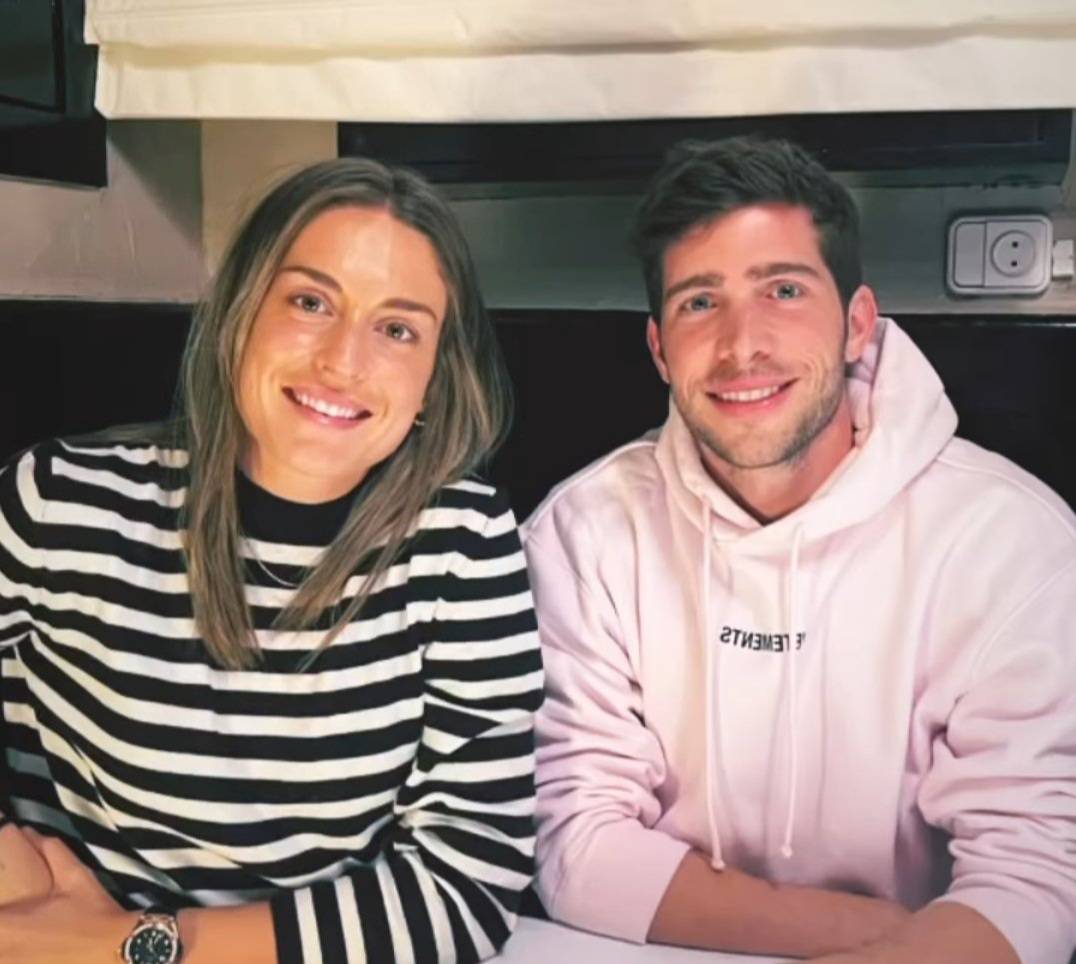 BarçaTimes on X: 📰[SPORT] | Sergi Roberto and Alexia Putellas shared a  table yesterday at the Shangai Restaurant in Barcelona along with Nike  directors. They talked about football, Barça and especially the