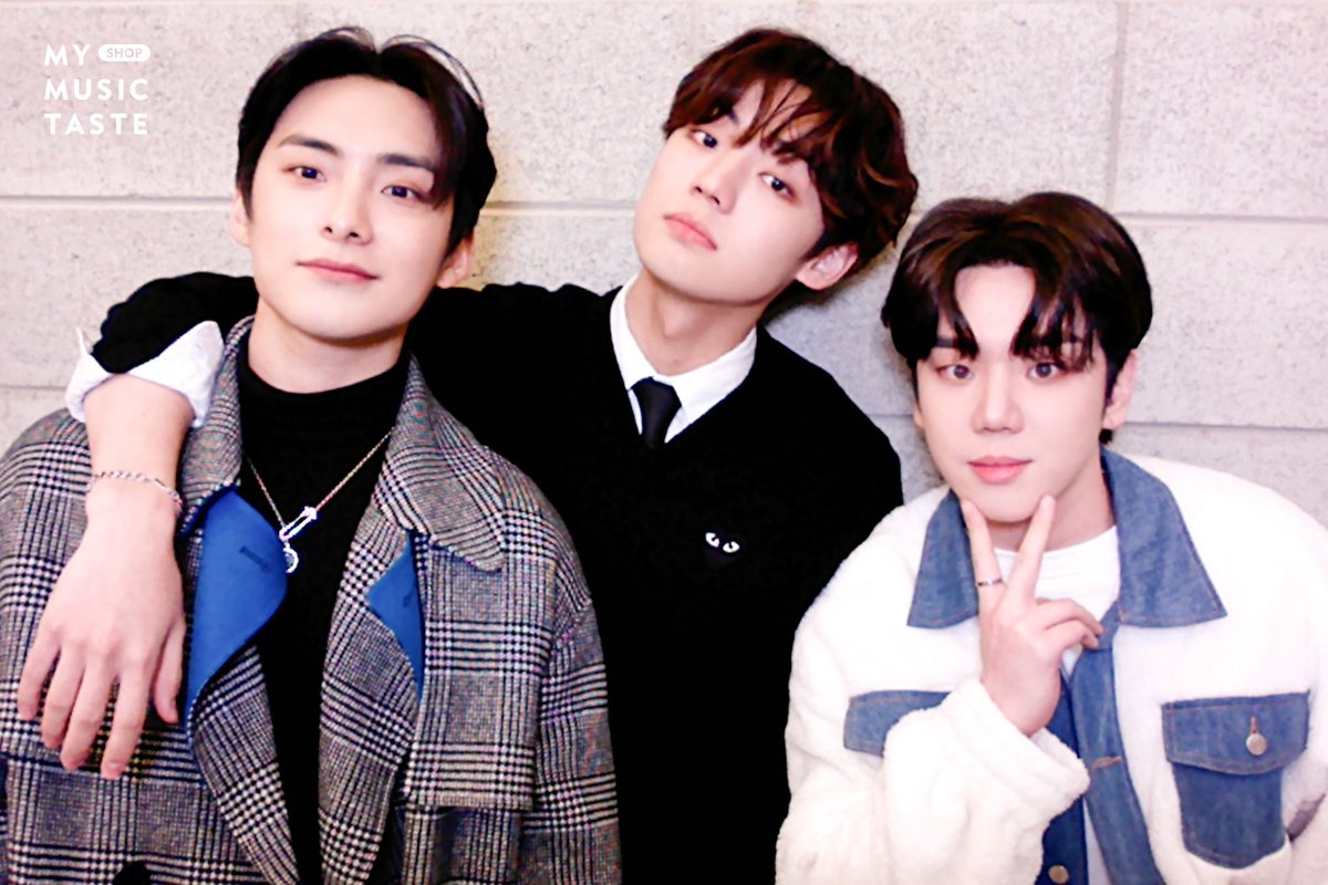 _mmtshop's tweet photo. It's a photobooth party you can join in on with @official_ACE7's #JUN #CHAN and #BYEONGKWAN!
Snapshots for memories! All of #ACE and #Choice together!🤗
Want to see more cute content like this with #ACE?
MAKE for them👉 https://t.co/Sfu5LkOPlZ
#ACE #ACE_Fansign with #MMTShop https://t.co/wrHmrQNUKf
