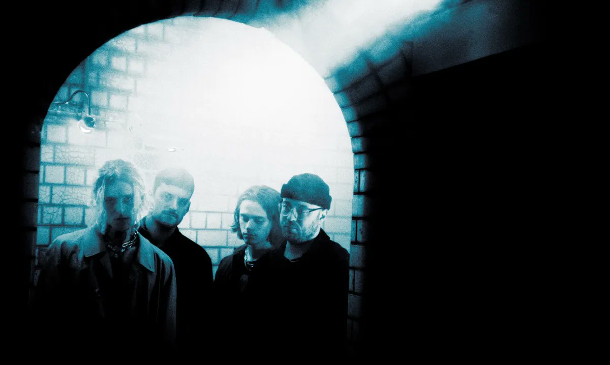 May we introduce to Exit Dream, the new band from ex-members of Napoleon and Casey. 

Check out their debut track, the ethereal 'kaleidoscope' right here bit.ly/3AFmVaG