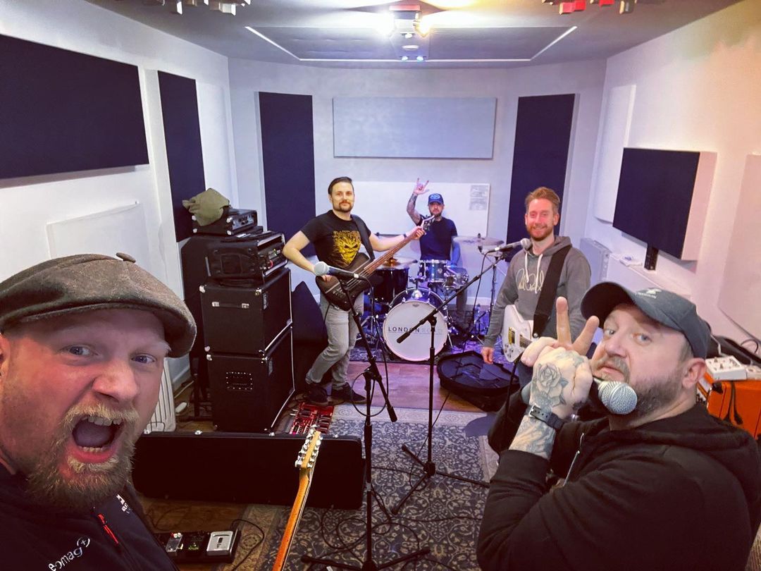 What is this?! Parallax 2022 edition! Coming soon…

 #metalband #metalcore #metal #band #music #noise #enjoyment #group #musician #musicians #vocalist #guitarist #drummer #bassist #sing #song #create #creativity #reunited #practice