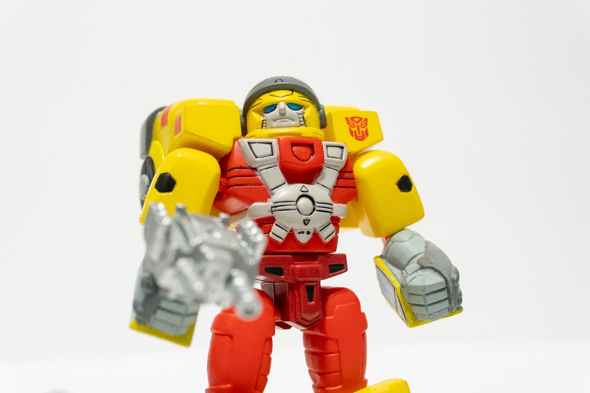 sparksideYRQRM0's tweet photo. Today's SCF review is the yellow man himself: Hot Shot! AKA Micron Legend Hot Rod
Review: https://t.co/yX2IR9IE0X
#transformersarmada #micronlegend #takara #hasbro #transformers https://t.co/n0OAoIlKsi