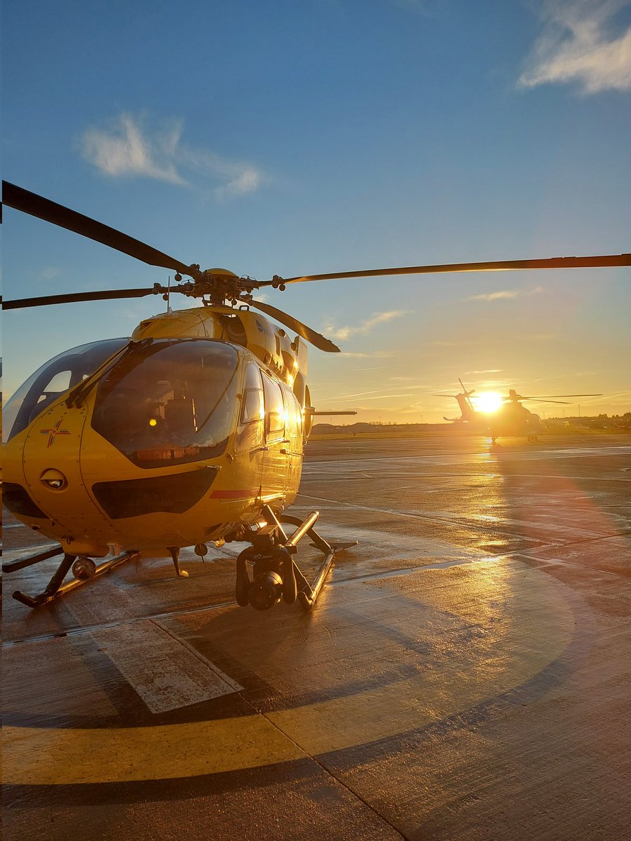 ncky_ux's tweet photo. Last Sunny Saturday Shift with Anglia One 🚁😭 https://t.co/CyBIKGLqzO