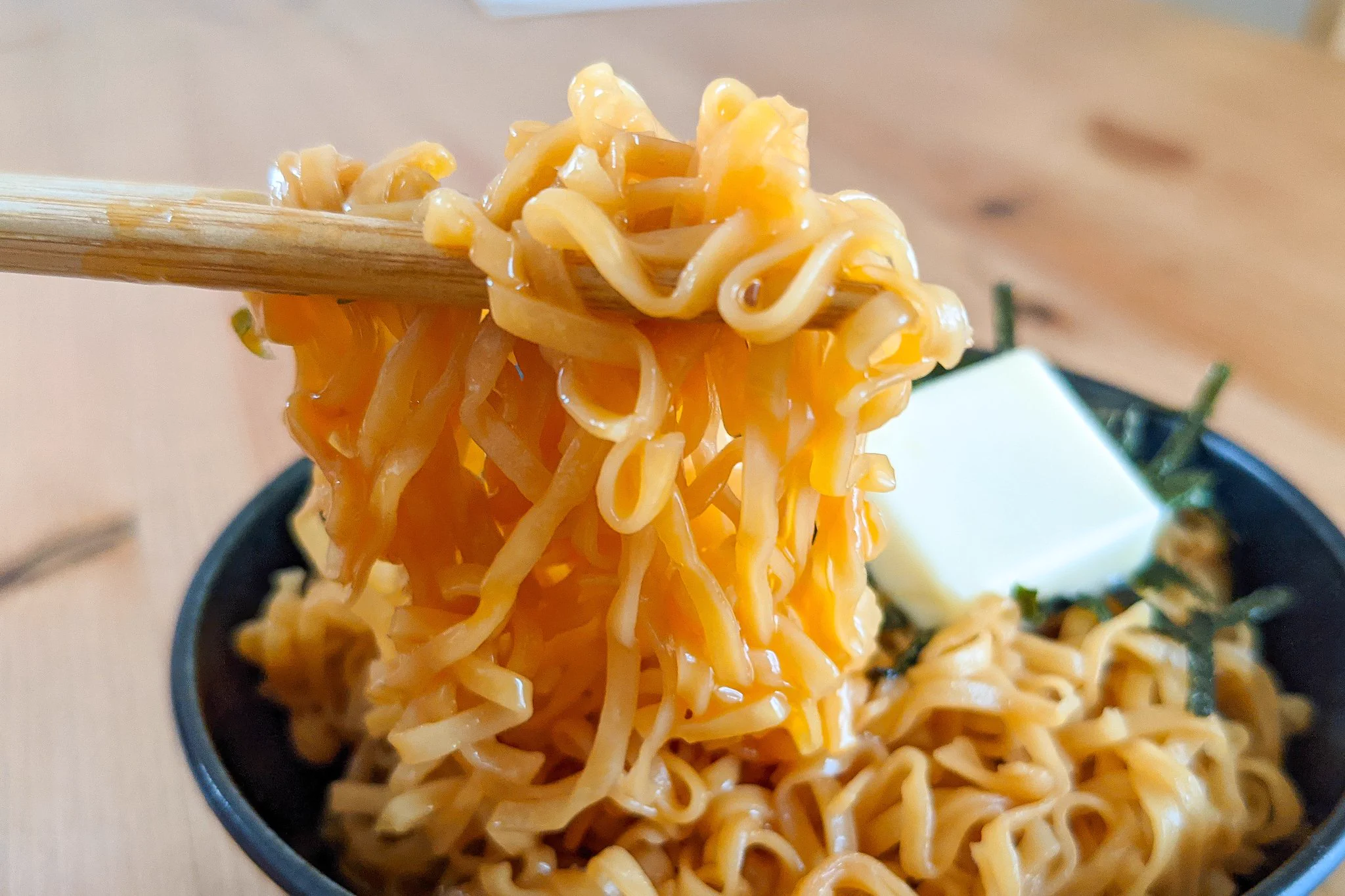 バターやごま油との組み合わせが美味しそう！「チキンラーメン」のアレンジレシピ！