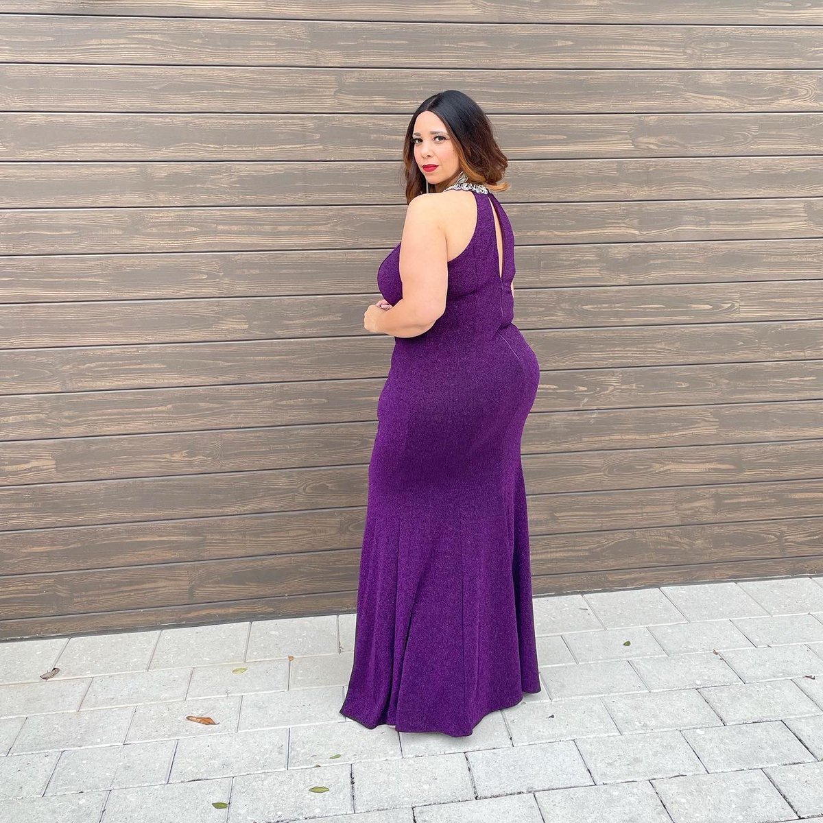 EstrellaFReport's tweet photo. Purple, purple, purple , purple! Lol 😂 This one was a fan favorite 💜🤩 I love it too. Follow @ReneTylerCEO more fabulous dresses and if you are in Las Vegas you MUST visit her boutique.
#gifted #renetyler #renetylerplus #lasvegas #plusmodel #plusblogger #plussize https://t.co/8Mgb1E5c8l