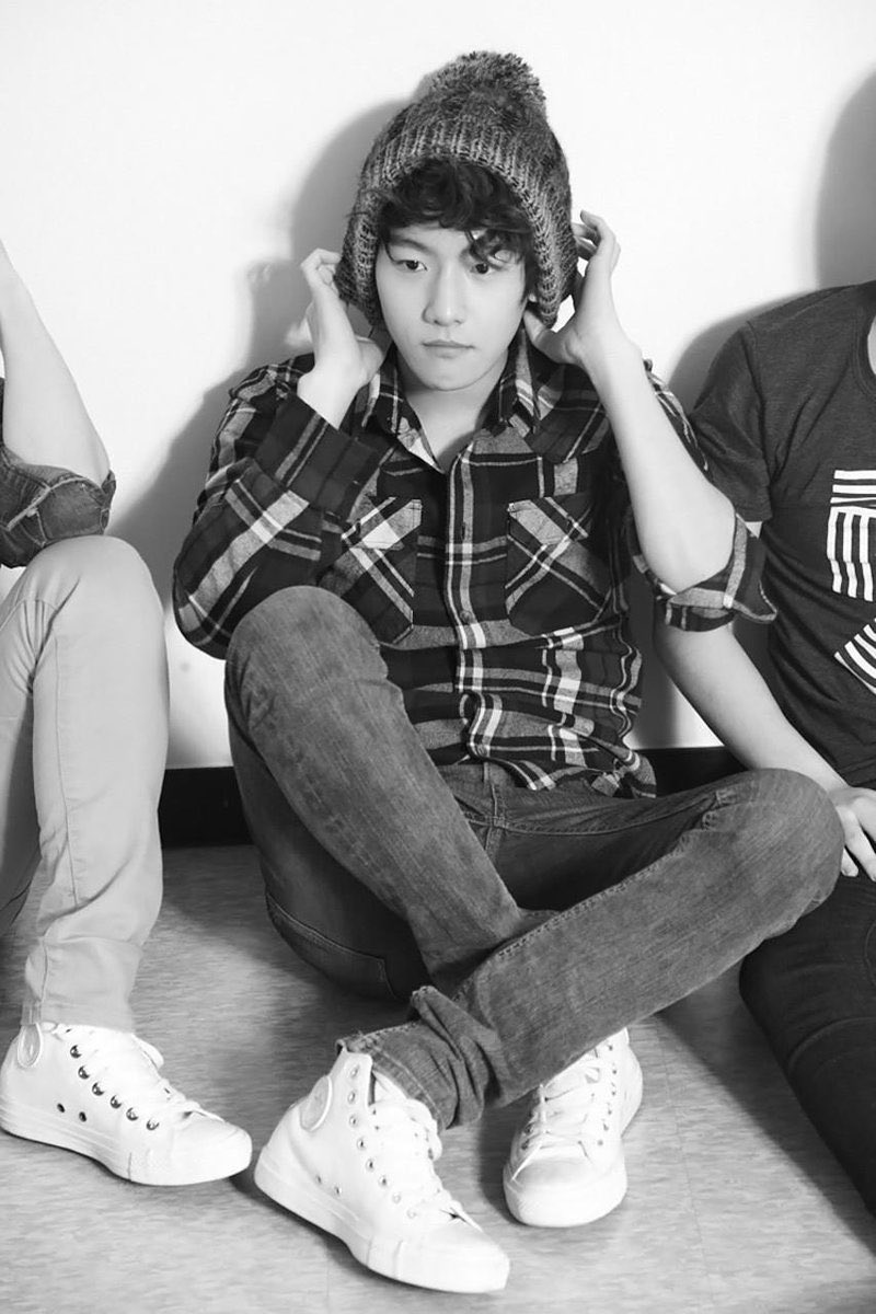 FightforKyoong's tweet photo. 30 ม.ค. 2012 ↔️ 30 ม.ค. 2021

วันนี้เมื่อ10ปีที่แล้ว
วันที่ชื่อและรูปของบยอนแบคฮยอนได้ปรากฎออกสู่สาธารณชนครั้งแรก

10ปีแล้วที่ได้รู้จักกับศิลปินคนนี้

ขอบคุณที่เกิดมาเพื่อเปล่งประกายนะ 💫❤️

มาร่วมติด # กันนะคะ 👉🏻

#큥_데뷔10주년_축하해
#10YearsWithBaekhyun

#BAEKHYUN #EXO https://t.co/9xTHnEB0HH