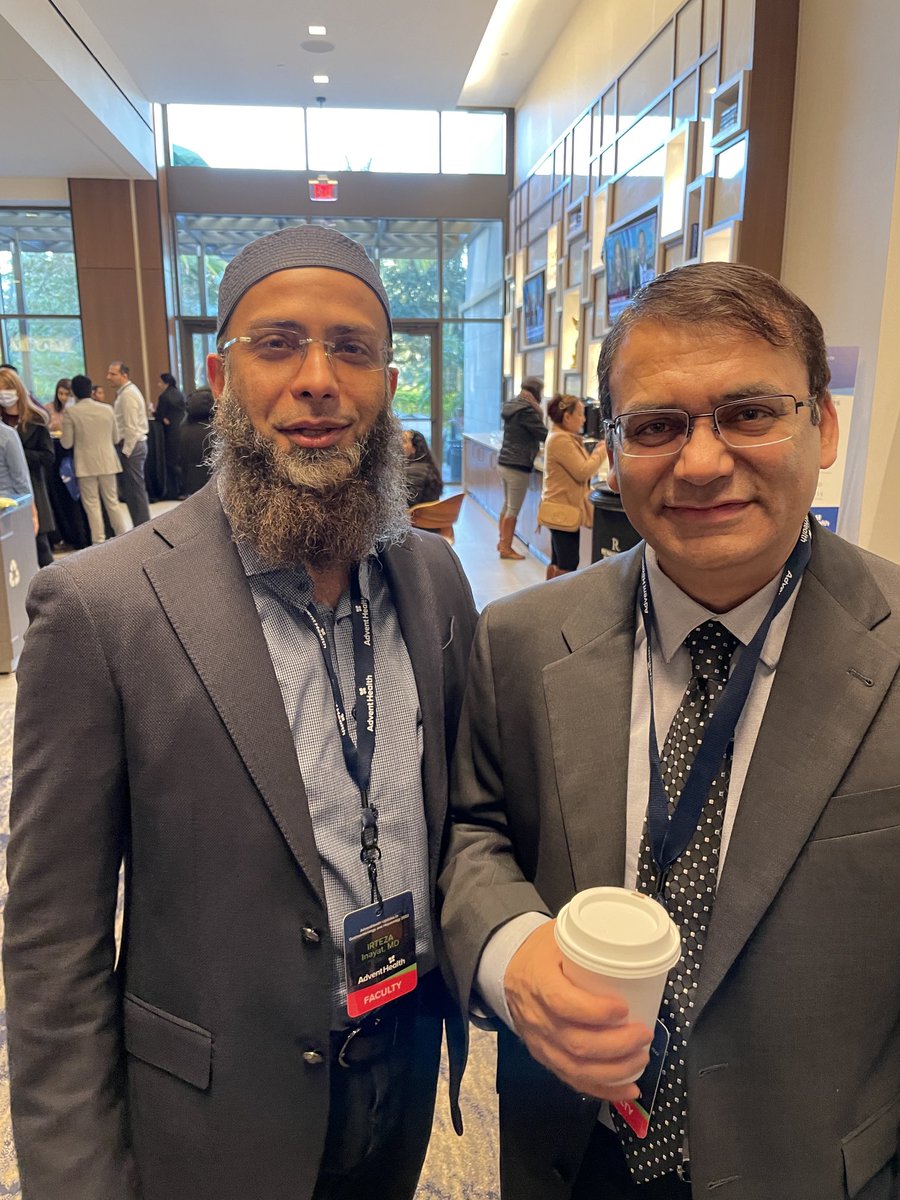 JohnRTMonsonMD's tweet image. The stars behind the First Annual Update in Gastroenterology. Great event, great speakers. ⁦@TeresaDebeche⁩ ⁦@JustinKellyMD⁩ ⁦@DrHasan_Orlando⁩ #irtezainayat ⁦@AdventHealth⁩ ⁦@AdventHealthCFL⁩ #DHSI