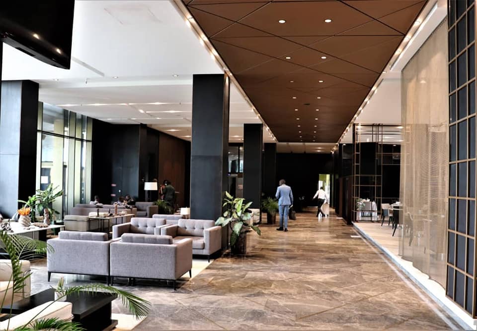 date_africa's tweet photo. 🇨🇬Congo : Mission de contrôle et d'évaluation du grand hôtel de Kintélé par l'administration du Tourisme conduite par Madame le Ministre du Tourisme et des Loisirs, en présence de Mme la Présidente du conseil municipal, Maire de la commune de Kintélé.
#utdacongo #utdatourisme https://t.co/80IUyebh0r