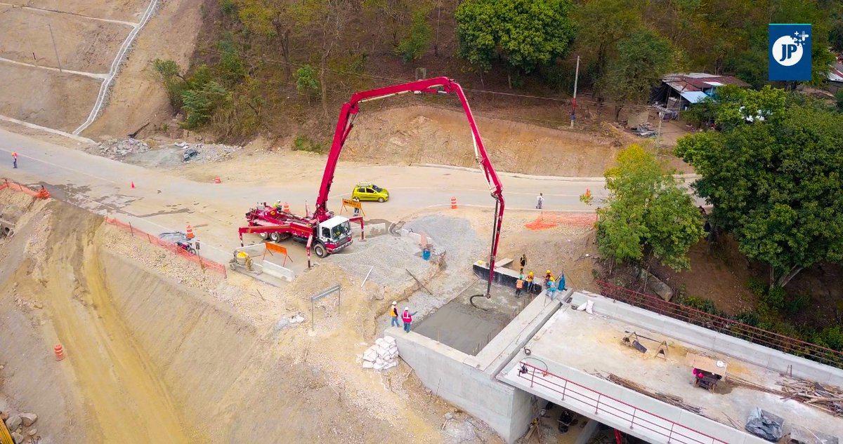 🇳🇮 #Nicaragua | Un puente de 313 metros de longitud, unirá los departamentos productivos de Jinotega y Nueva Segovia, en Nicaragua.

La monumental construcción vial, que potenciará el desarrollo económico de la zona, avanza en más del 90%.