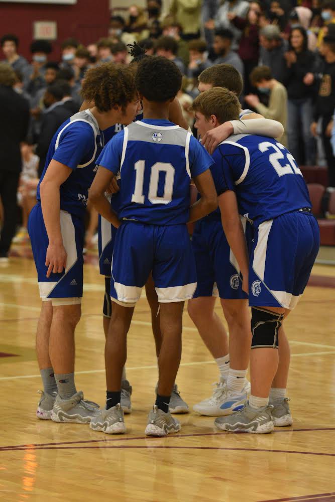 Last night was more than a game for the Chatard community🤞🌹 #Trojans4Life
📸: Charley Szydlyk